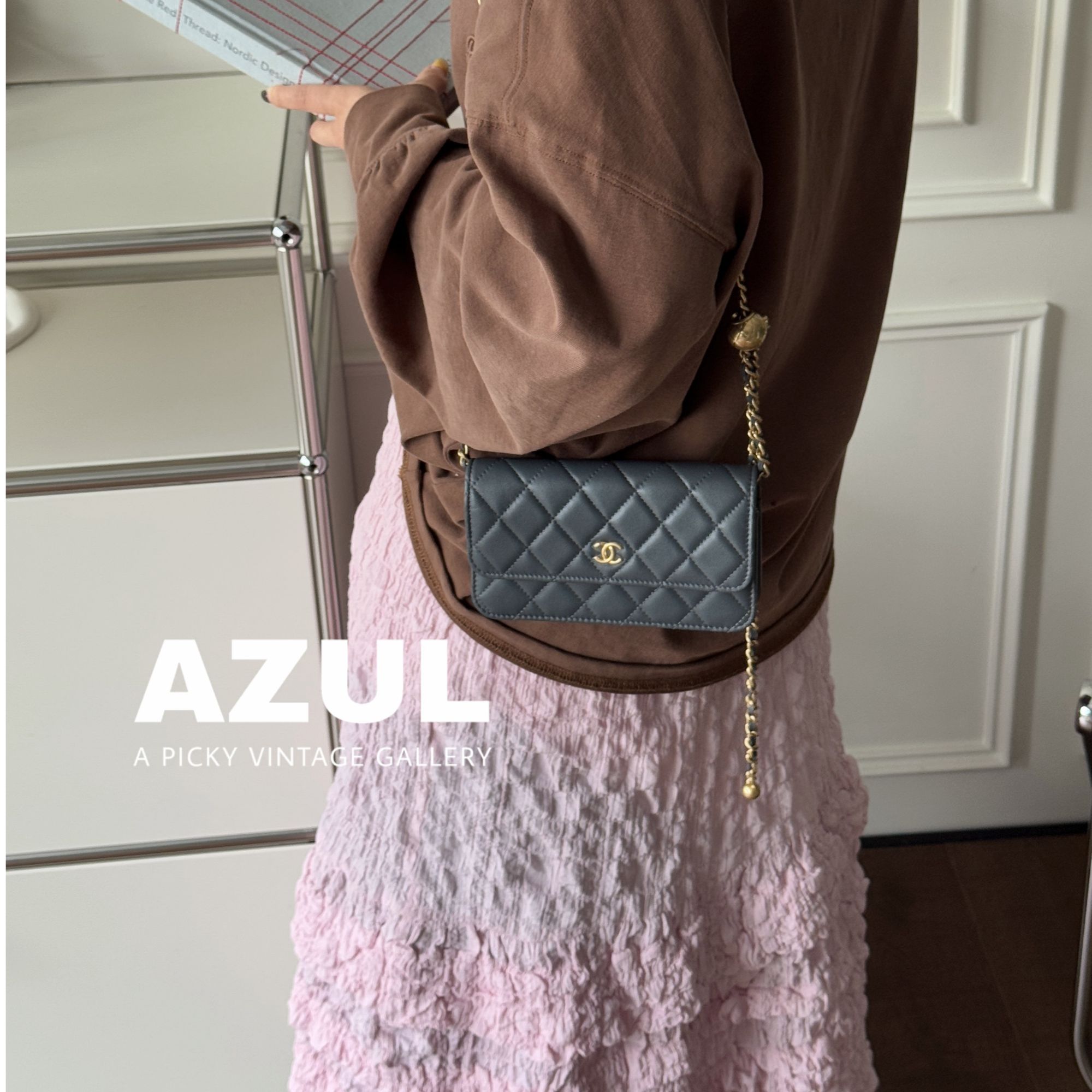 99新 Chanel/香奈儿 NEW-深灰色羊皮wocmini金球链条包37073