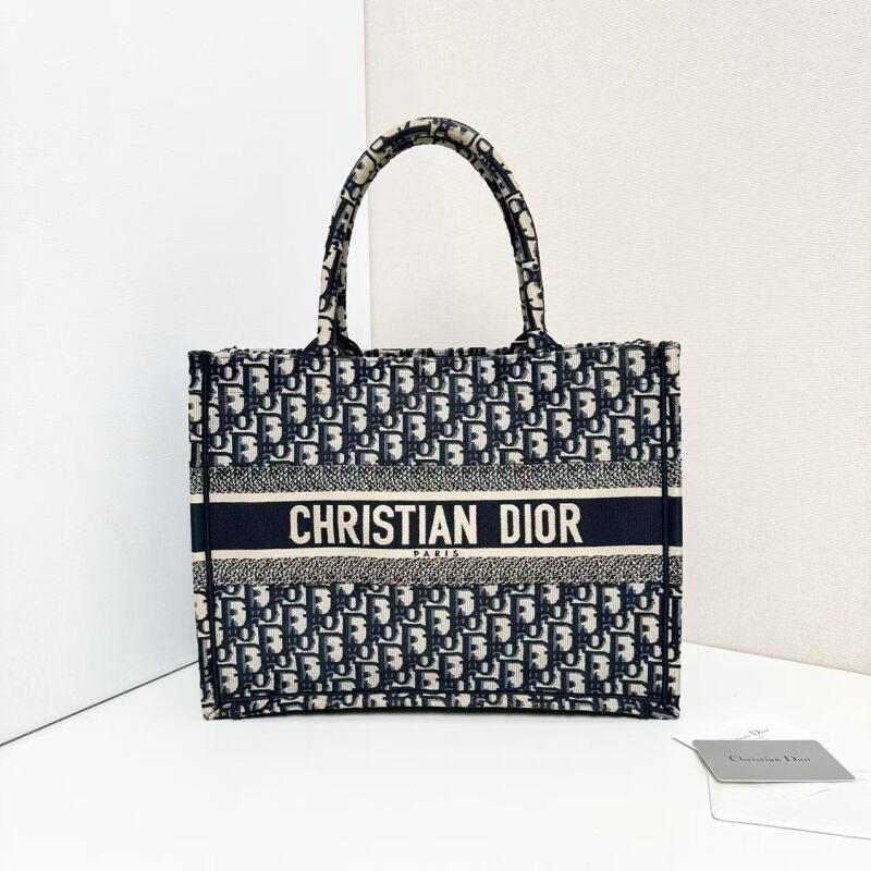 95新 DIOR/迪奥 98新老花刺绣booktote中号托特S17510111