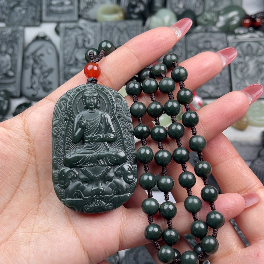 和田玉颈饰未镶嵌