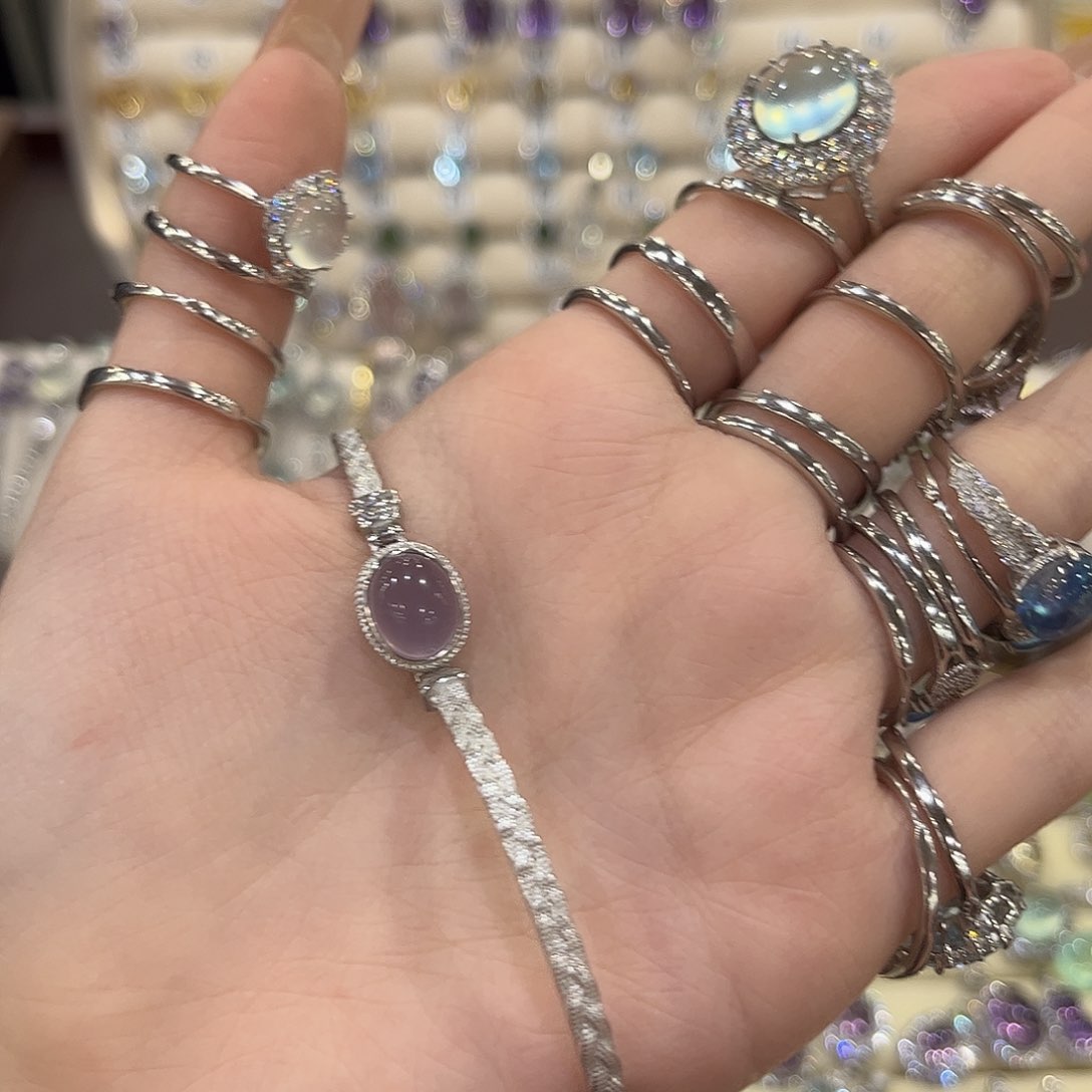 女***王女款银S925镶嵌萤石手链