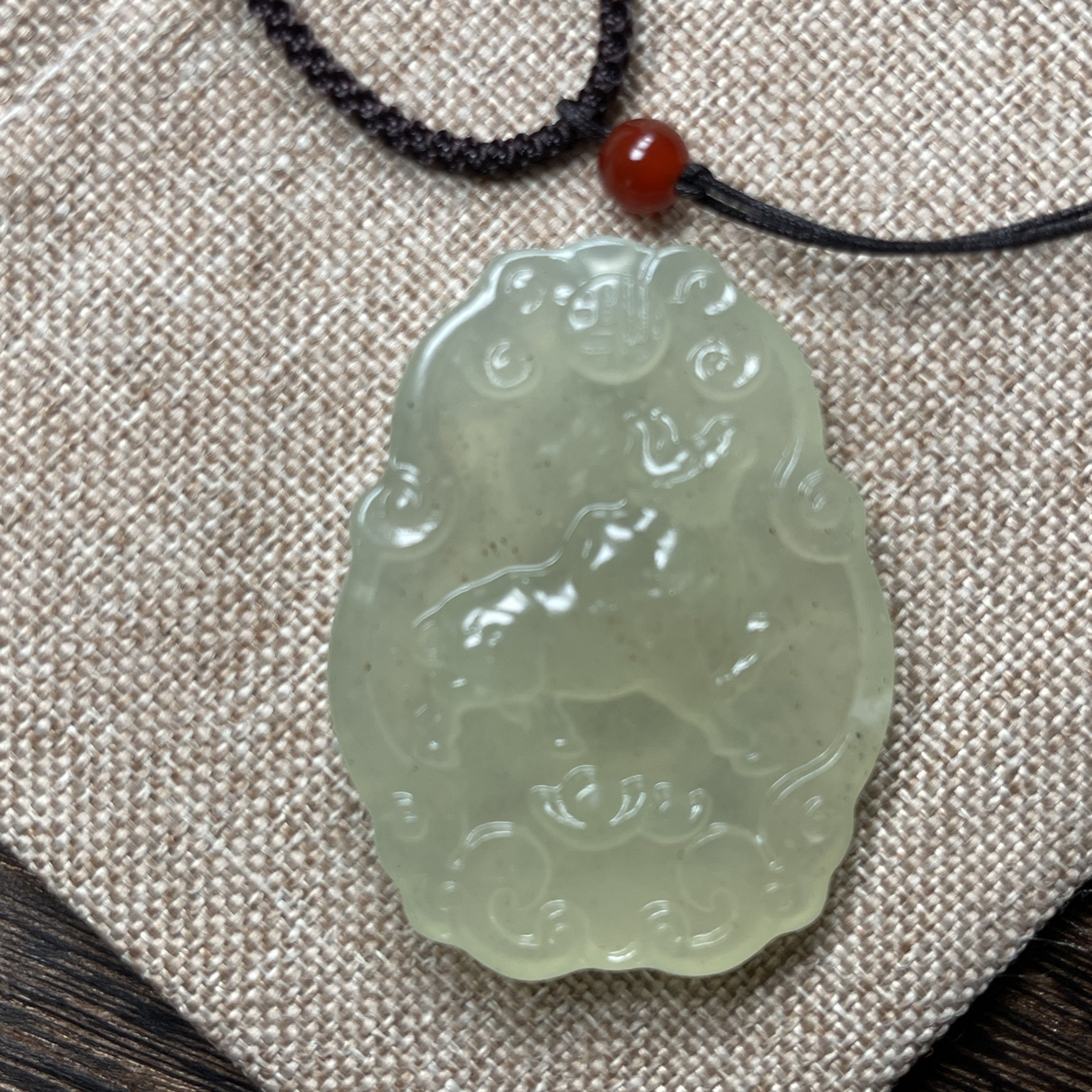 岫玉生肖牛吊坠 挂件