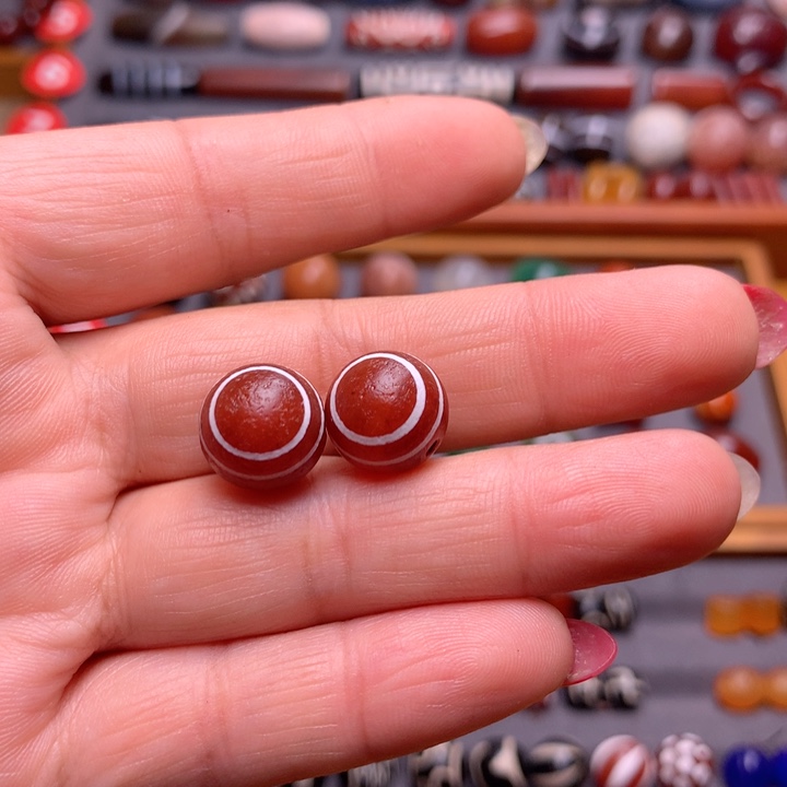 玛瑙/玉髓颈饰未镶嵌人**百