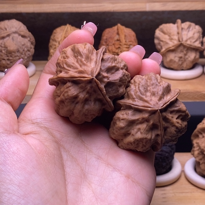 吊坠文玩核桃10。      