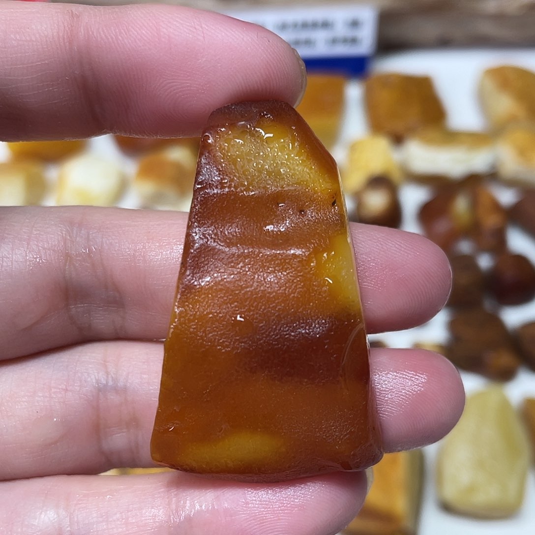 定制琥珀未镶嵌原矿琥珀