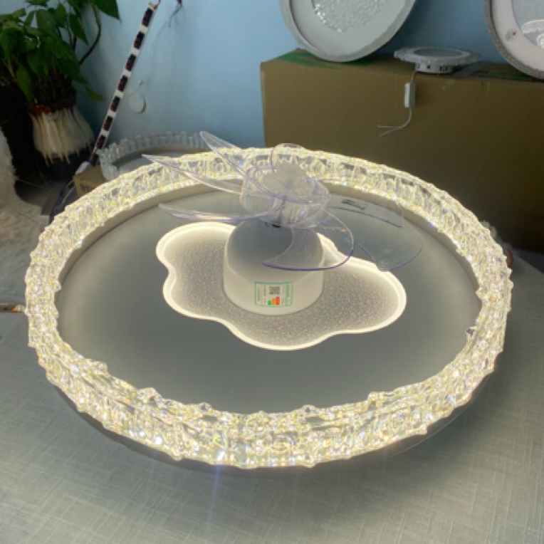 冰雕大气吸顶灯可以吹风的灯具