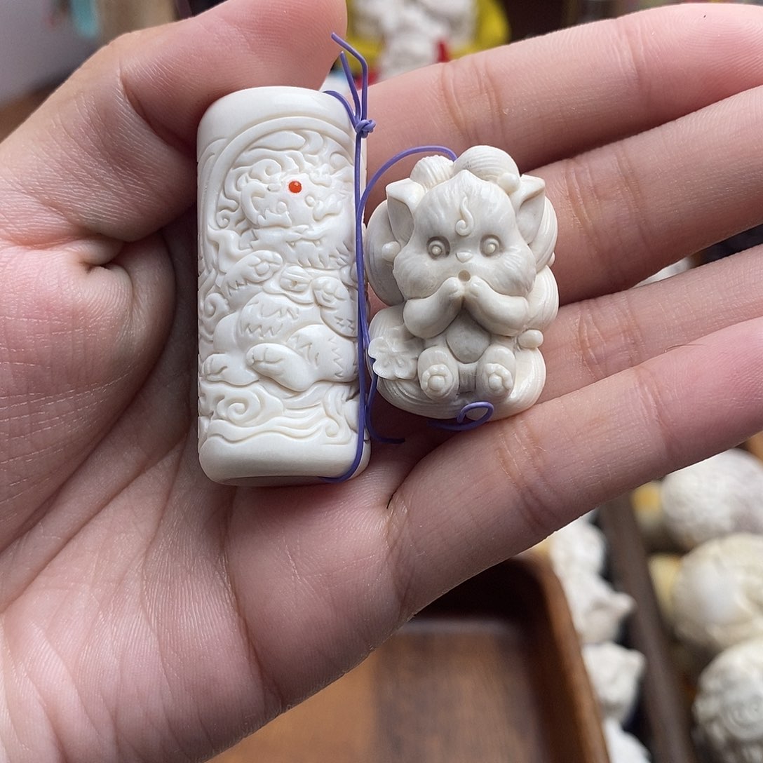 鹿骨把件开****天c13鹿角朏朏骨笛九尾