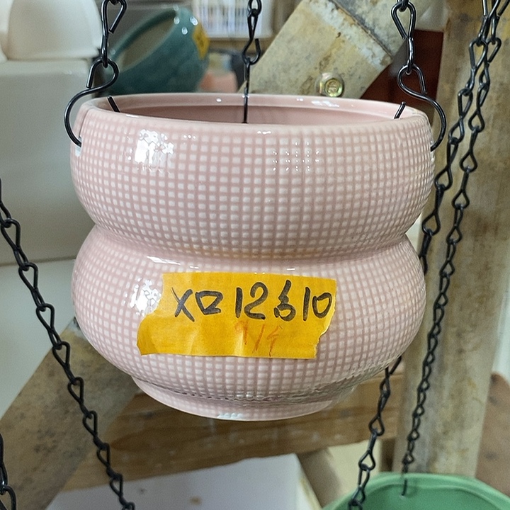 陶瓷花盆有孔 瑕疵介意勿拍 