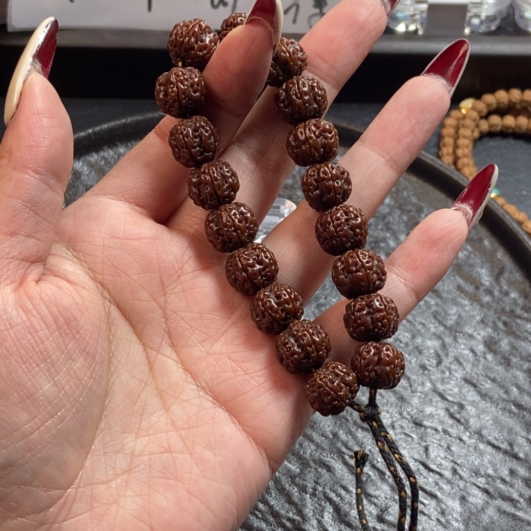 雾***-吊坠金刚菩提花王红串