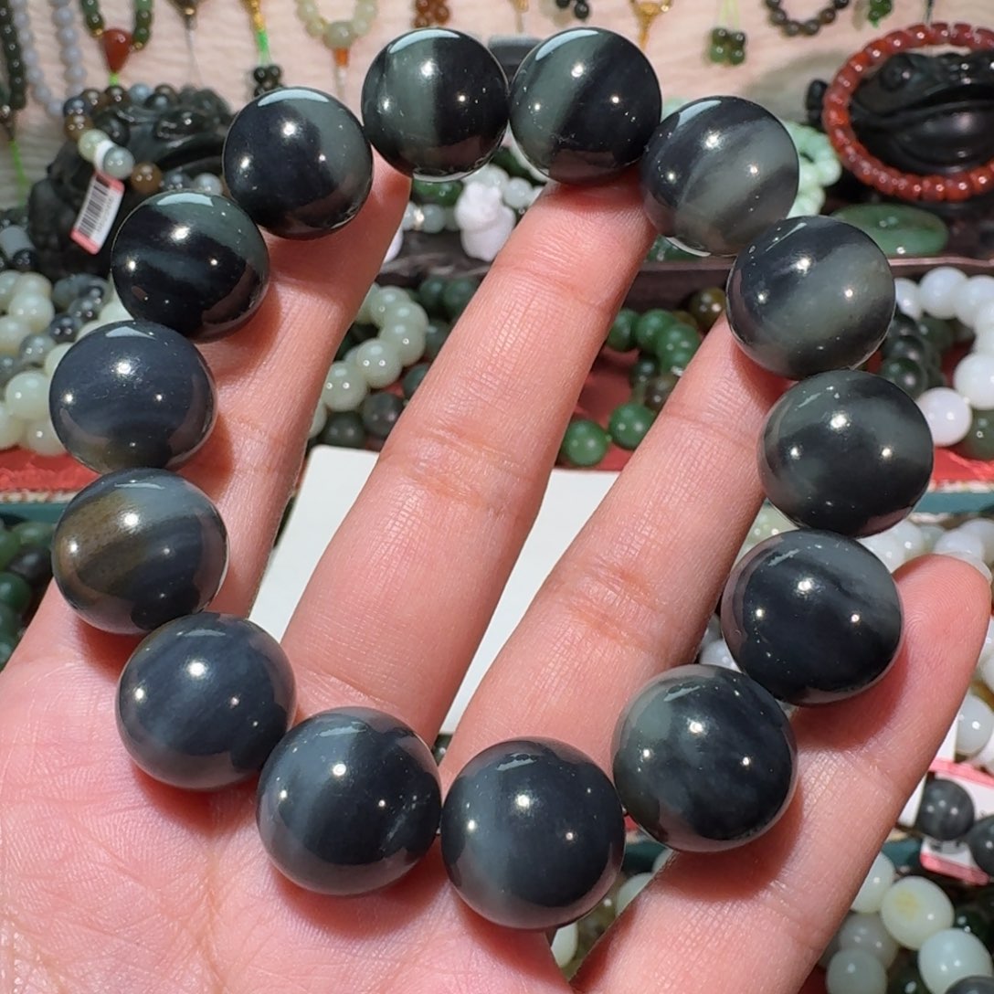 沐****和田玉未镶嵌手链