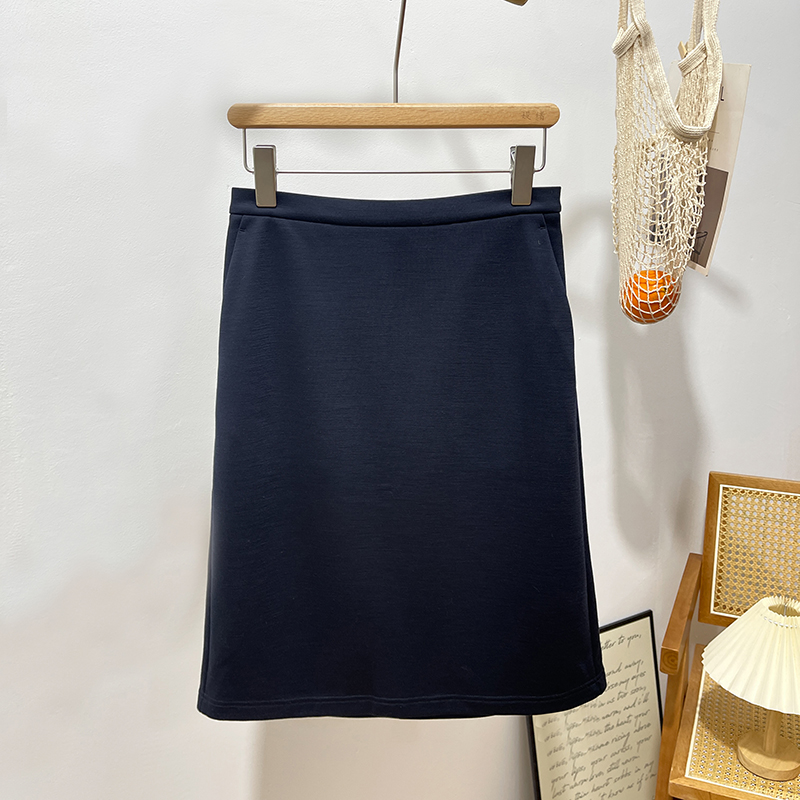 新年系列实拍2025秋冬新款羊毛复合布加绒A字及膝半身裙