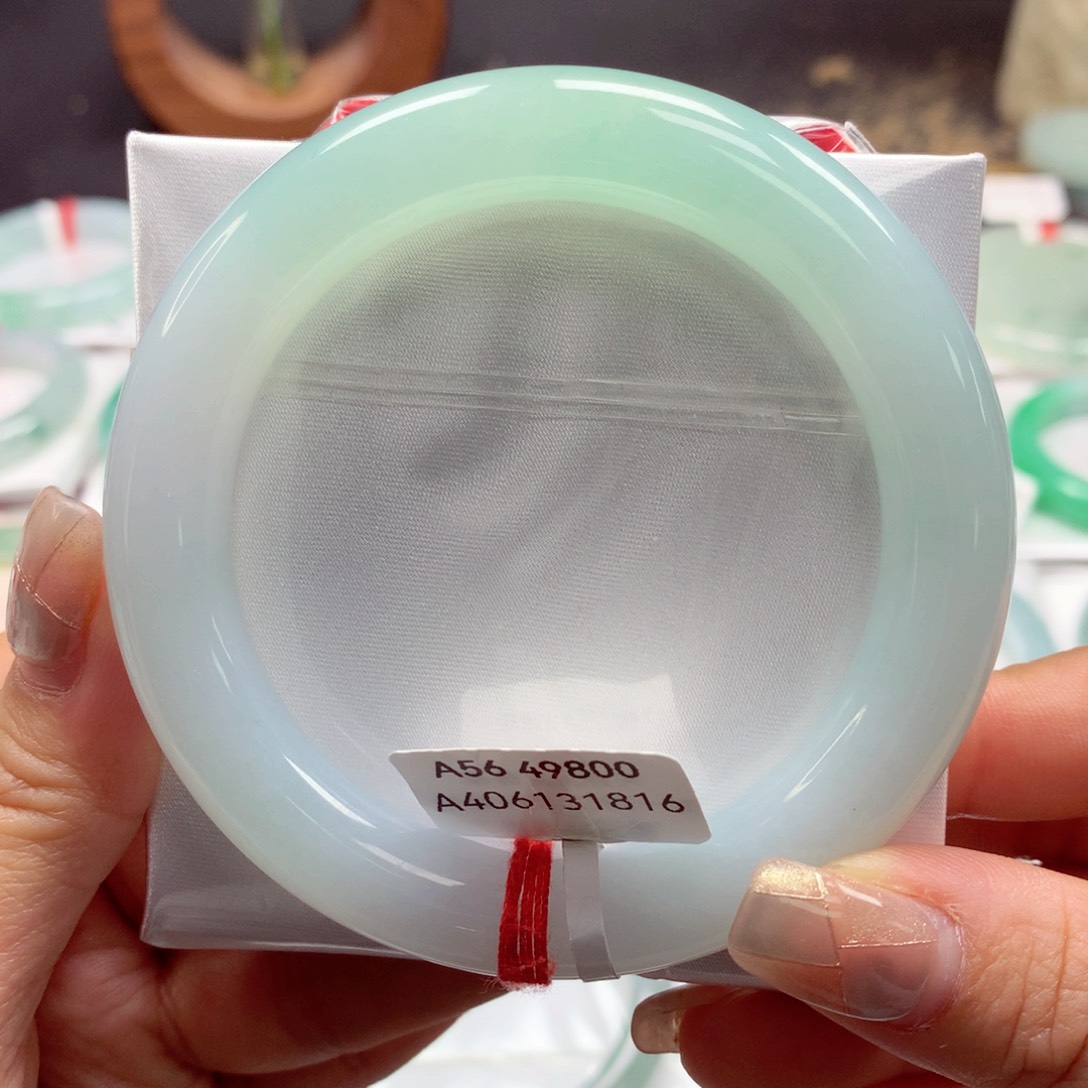 翡翠手镯未镶嵌56圆53号88