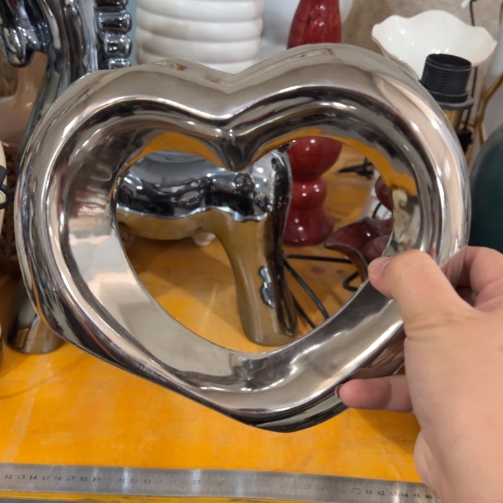 摆件高17口4公分微瑕捡漏划痕