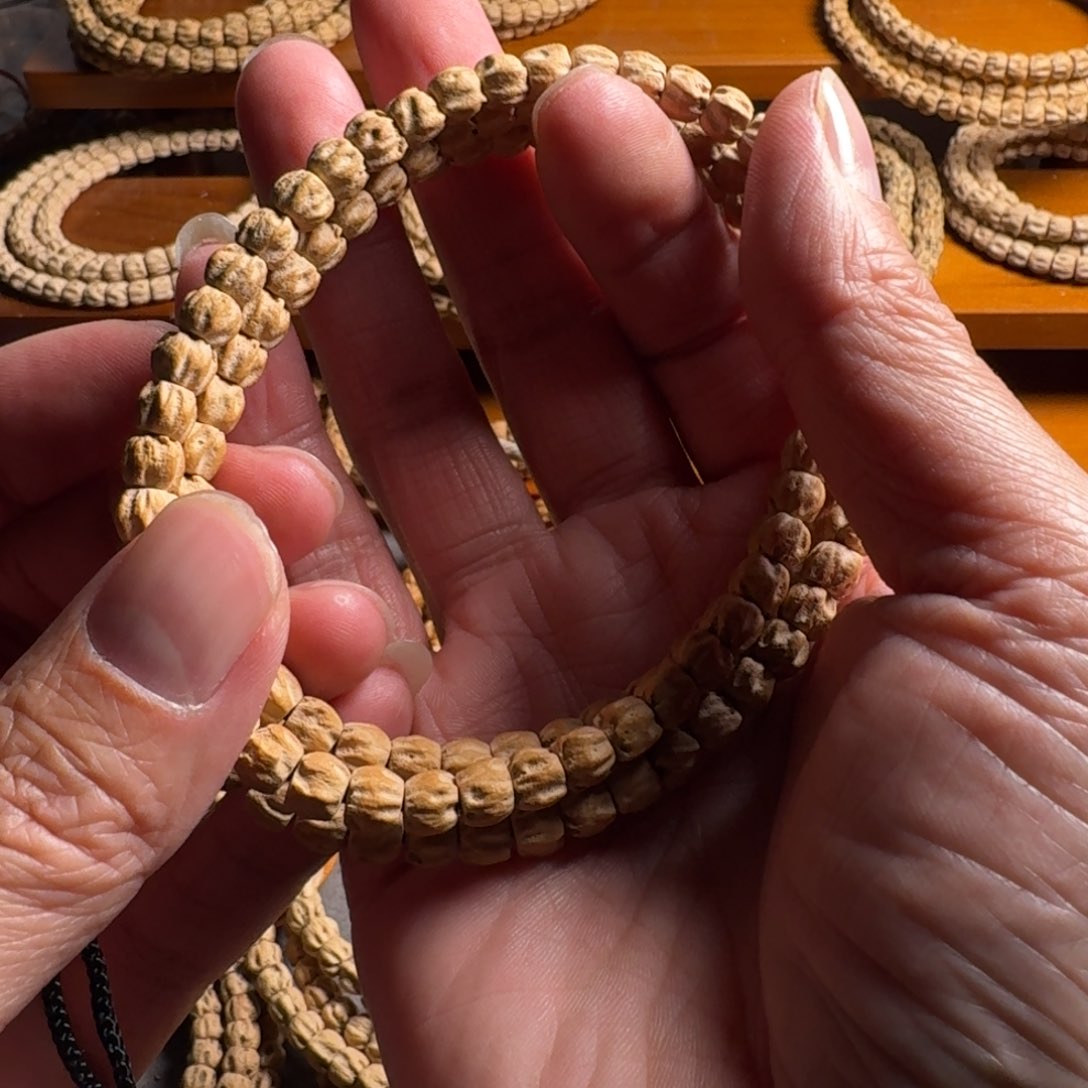 柏香籽/百香籽手串6.5毫米