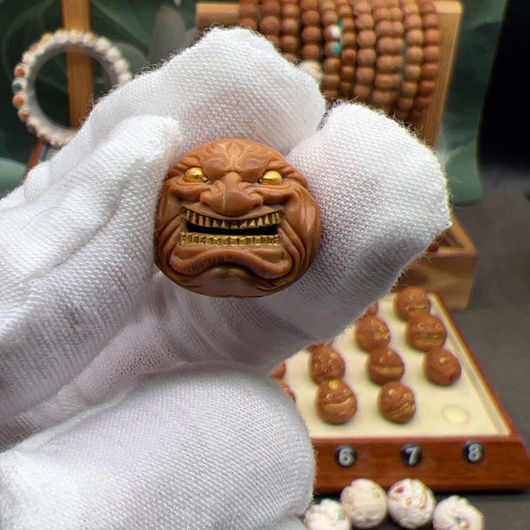 吊坠猴头核桃恶僧