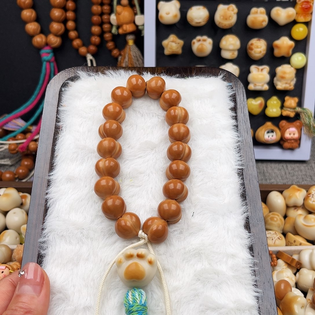 吊坠猴头核桃*️**