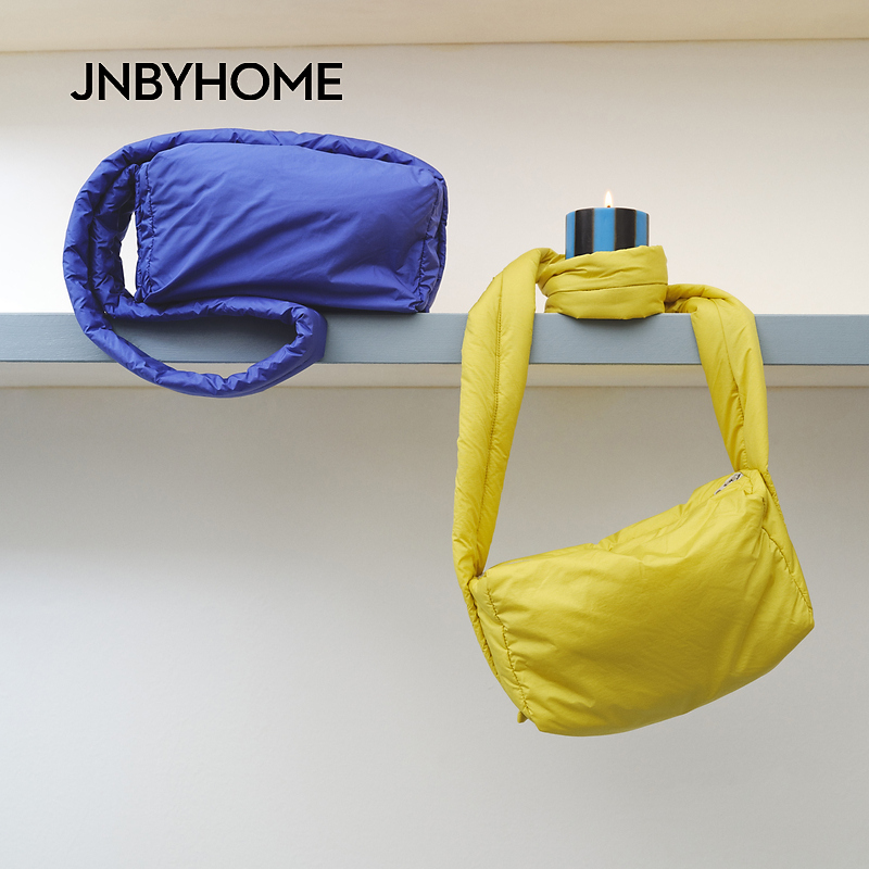 JNBYHOME江南布衣25年秋季新男女单肩斜挎包轻便柔软休闲复古出行