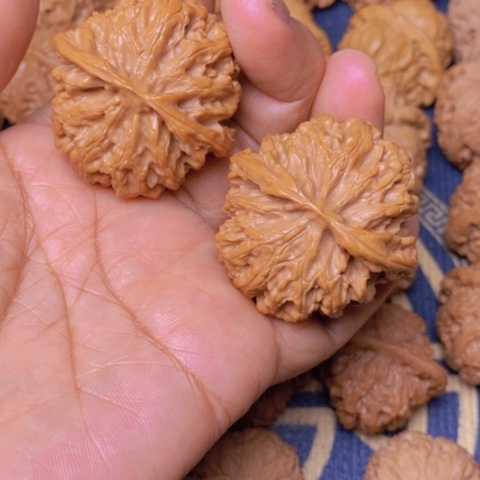 【闪购商品】文玩核桃吊坠十***海苹果43