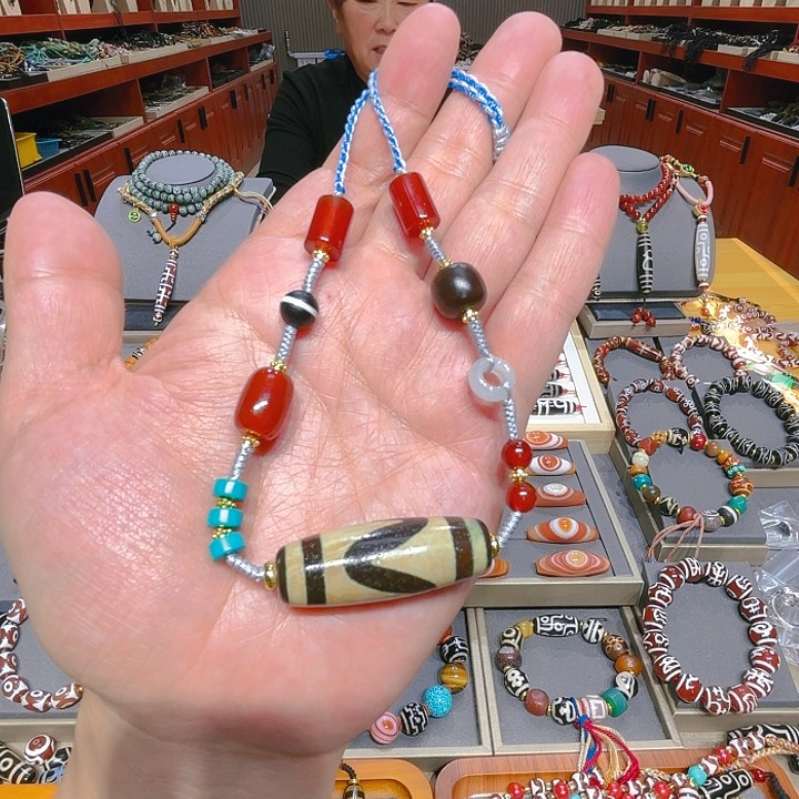 未镶嵌玛瑙/玉髓珠宝奇石