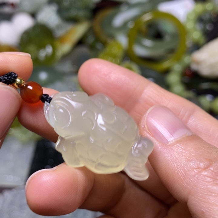 岫玉未镶嵌岫玉颈饰