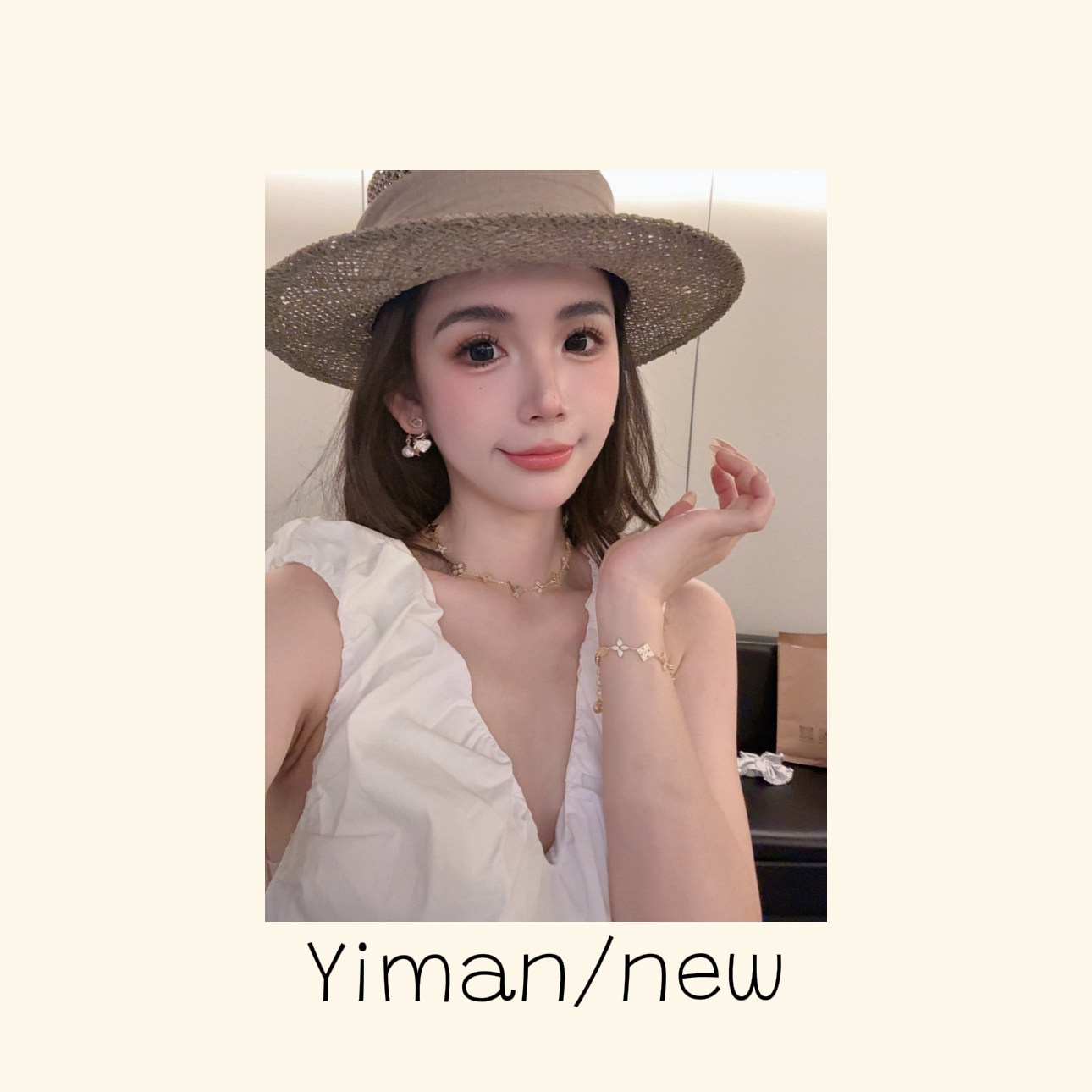 铜合金合成锆石手链 金色微镶字母老花手链MZ3759