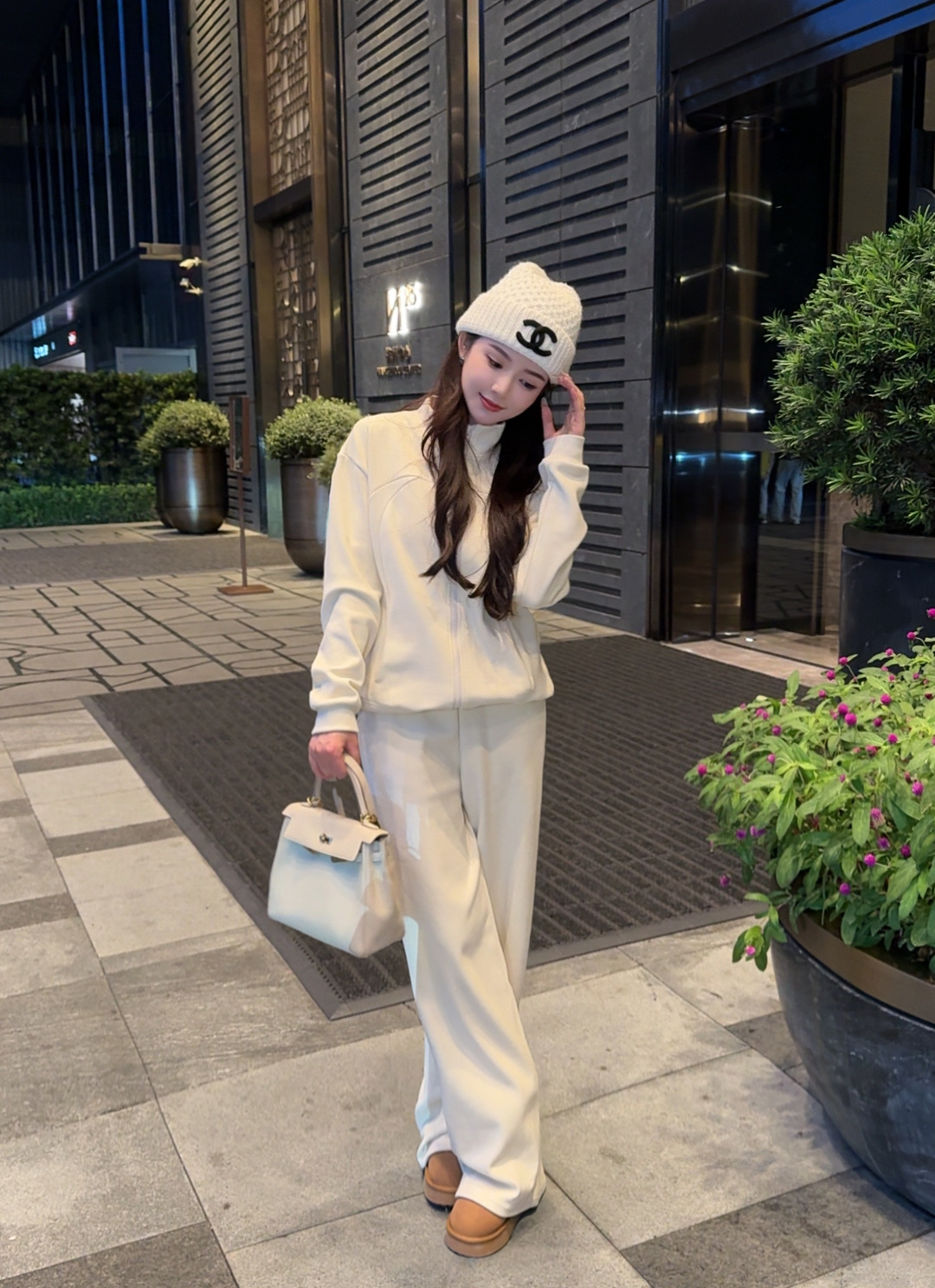 TTa 【私服套装】显瘦 锁温加绒 磨毛直筒裤卫衣两件套 LJF-21015