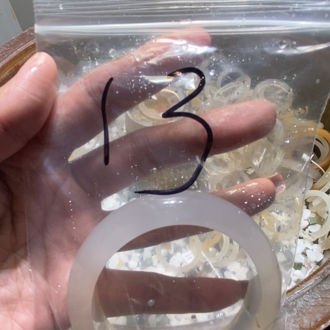 S***.玛瑙/玉髓未镶嵌手镯13号