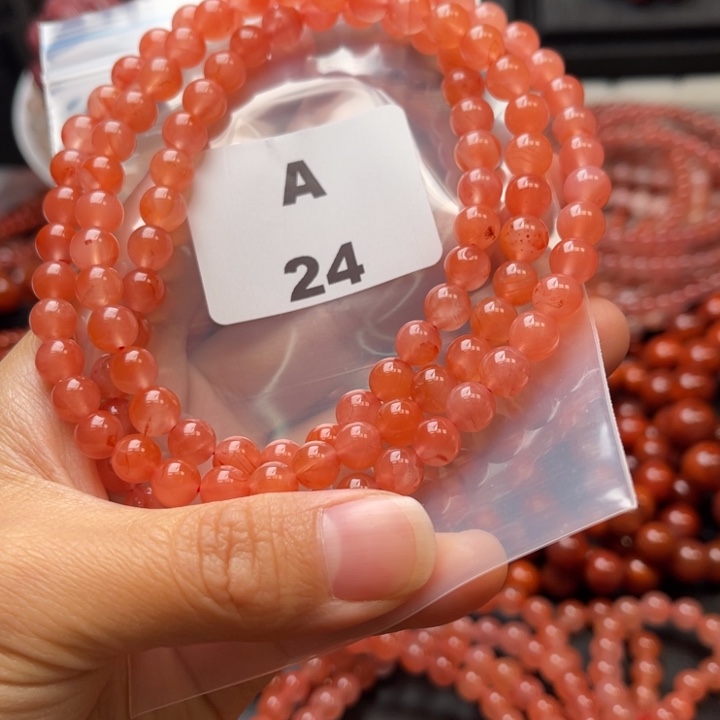 南红玛瑙未镶嵌多样性发货默认微瑕称重7mm