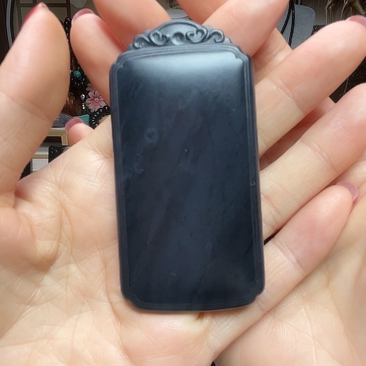 和田玉（墨玉）未镶嵌颈饰无事牌