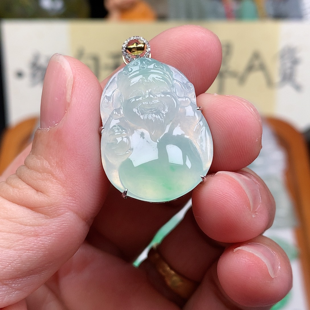 翡翠裸石18K金镶嵌缅甸天然A货翡翠冰种财神爷
