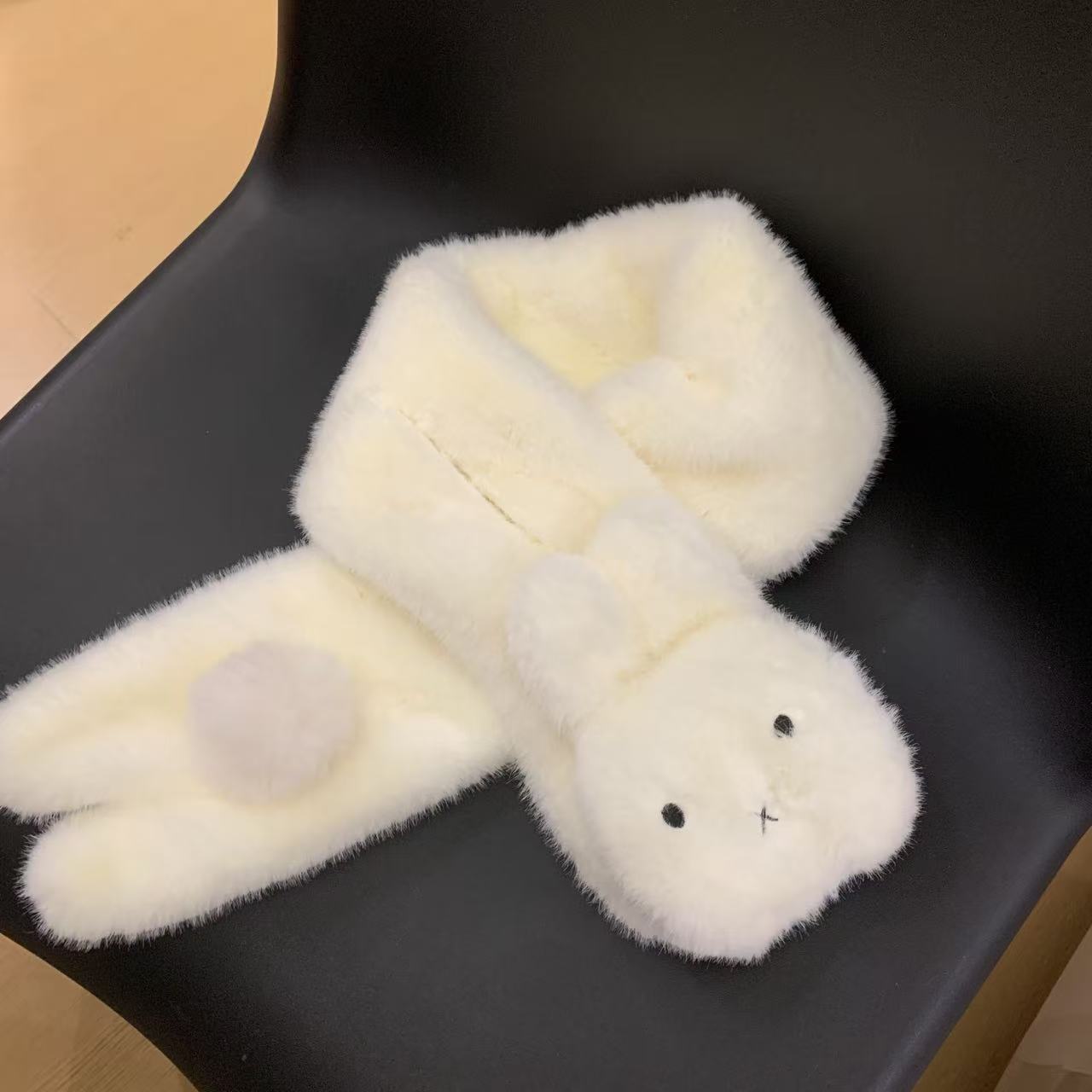 可爱卡通毛绒围巾女冬季2025新款韩系百搭加厚保暖防寒护颈围脖