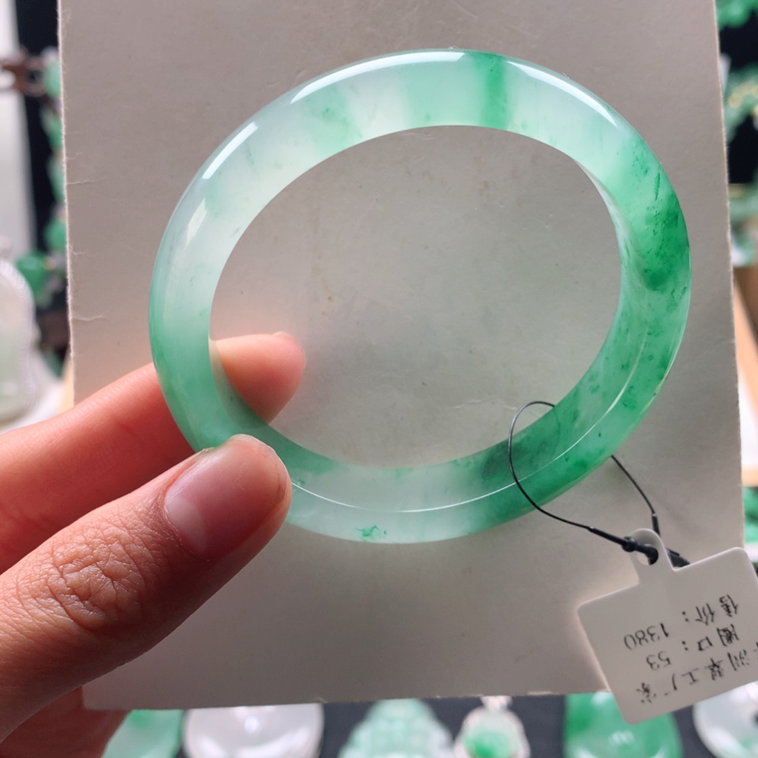 石英质玉未镶嵌手镯