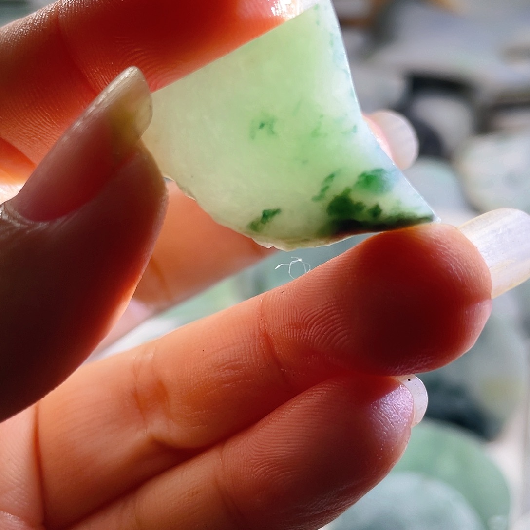 颈饰未镶嵌翡翠a