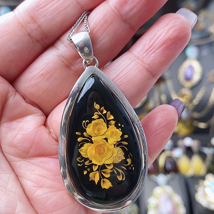 琥珀颈饰银S925镶嵌吊坠