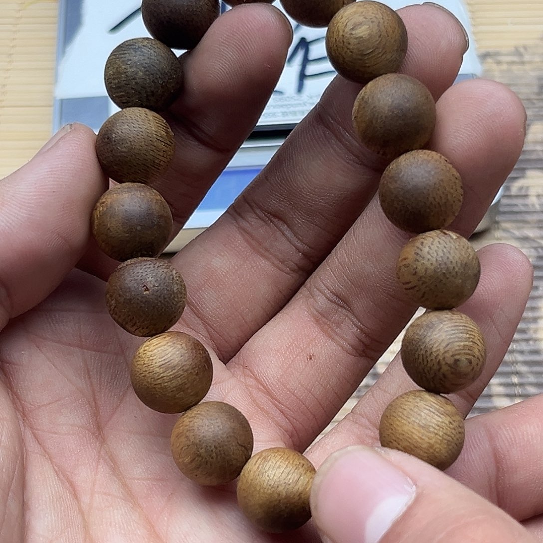 沉香沉香碎屑白奇楠