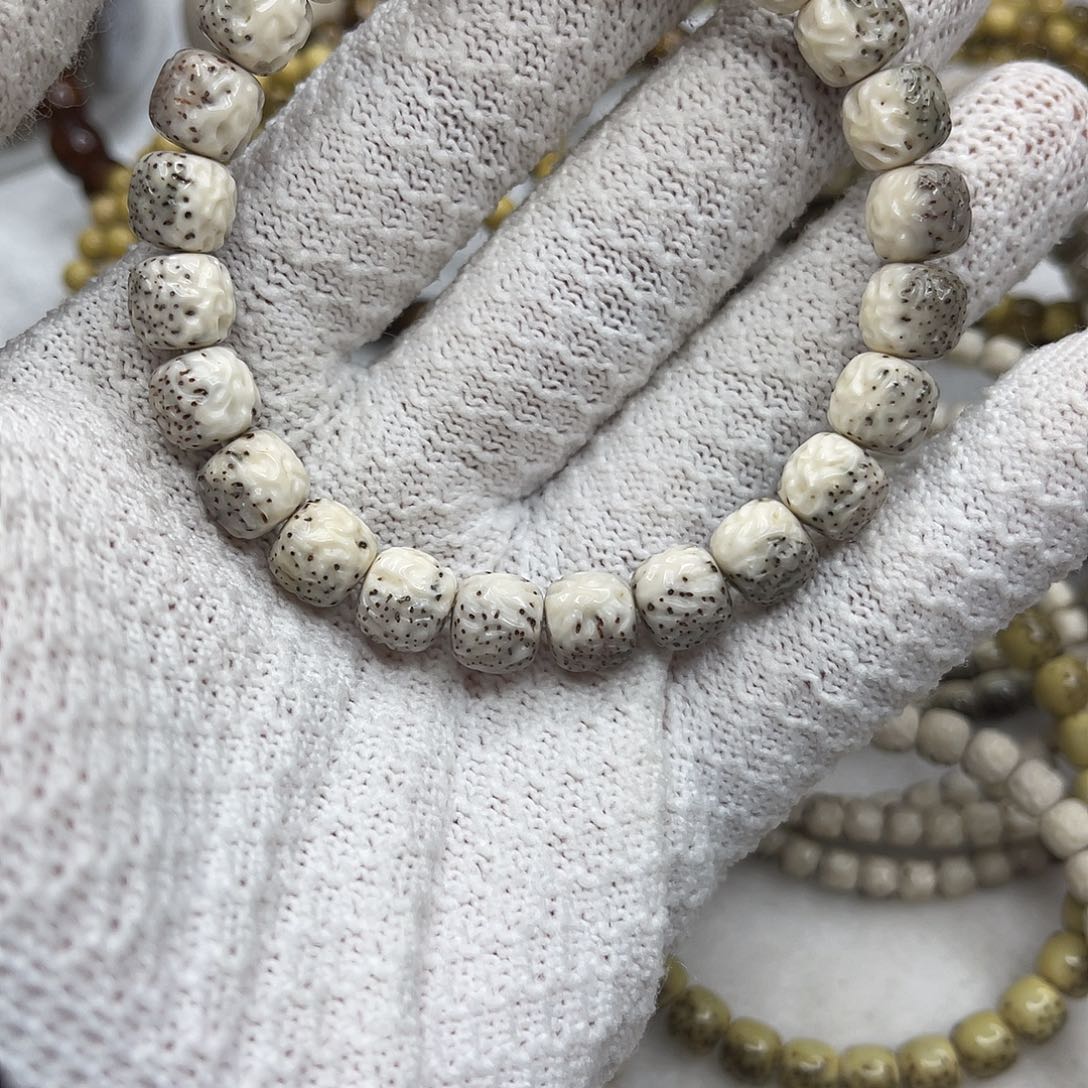 吊坠星月菩提10河豚傲然无相