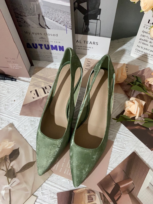 绿色国风绸缎面细跟镂空高跟鞋5厘米