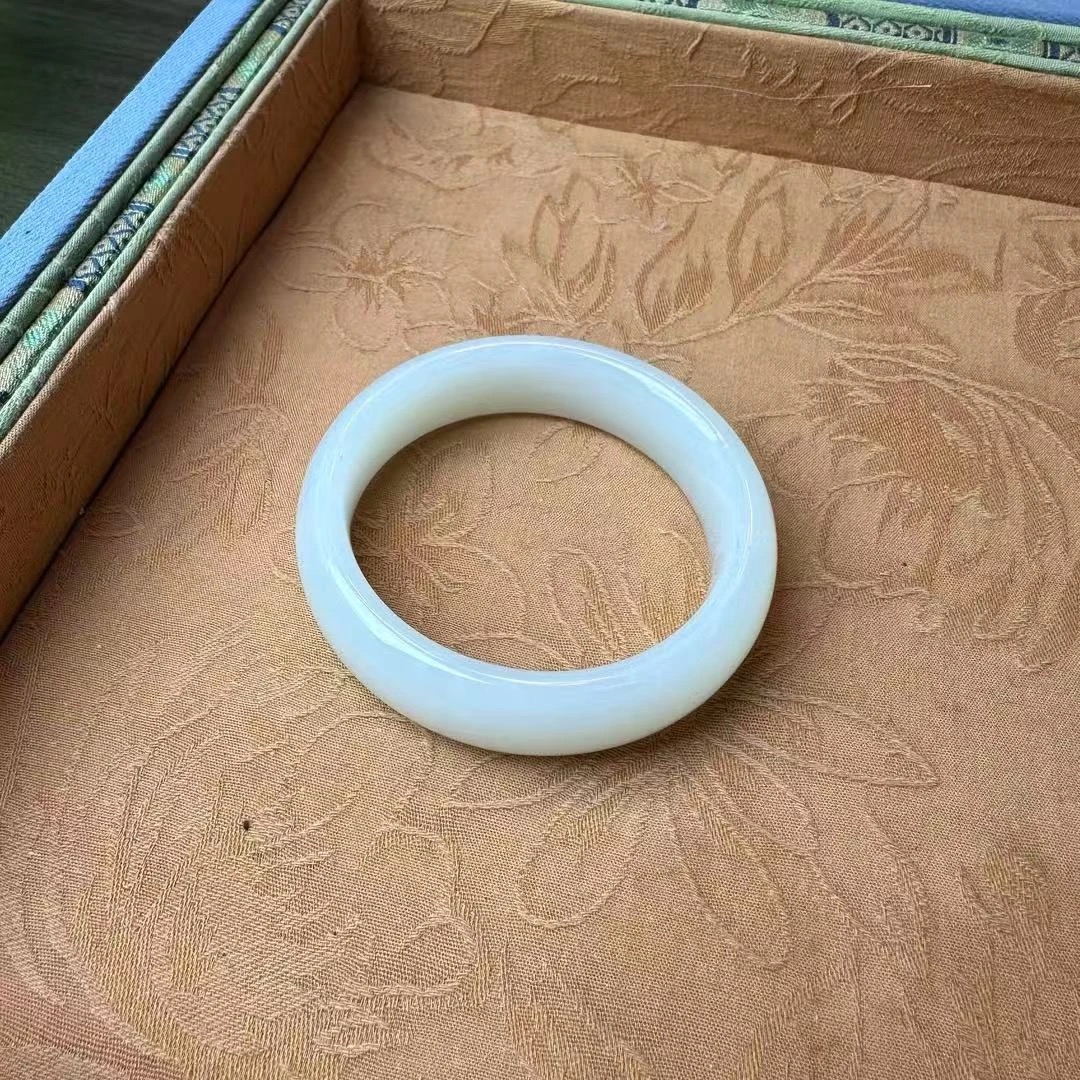 和田玉白玉轮胎手镯