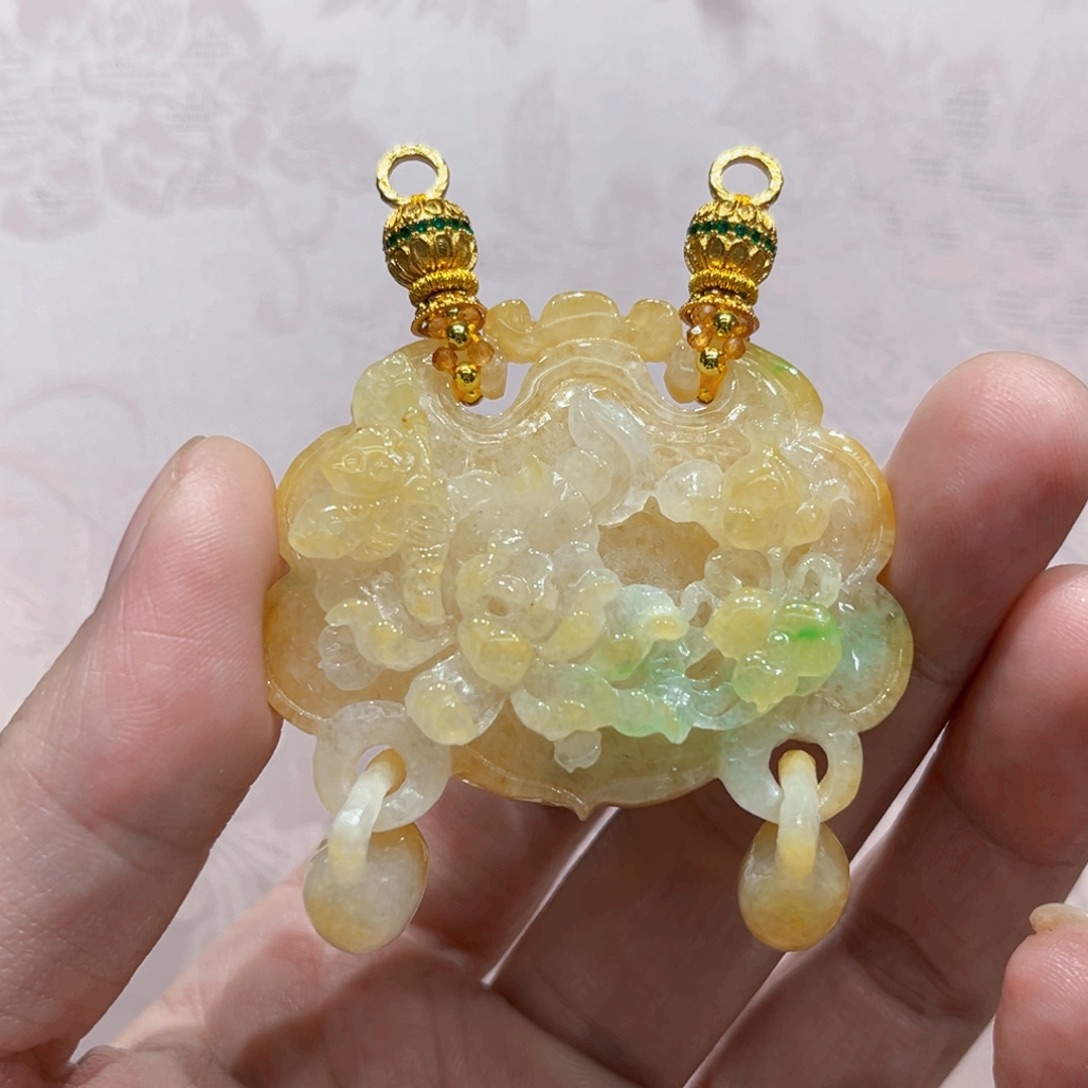 微***笑翡翠合金吊坠(赠链)国风