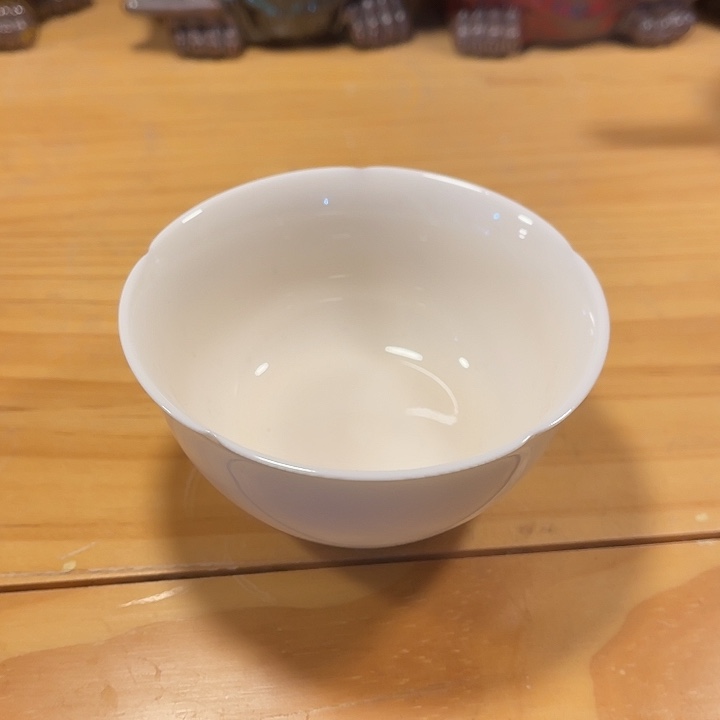 福利待遇多多哦哦哦