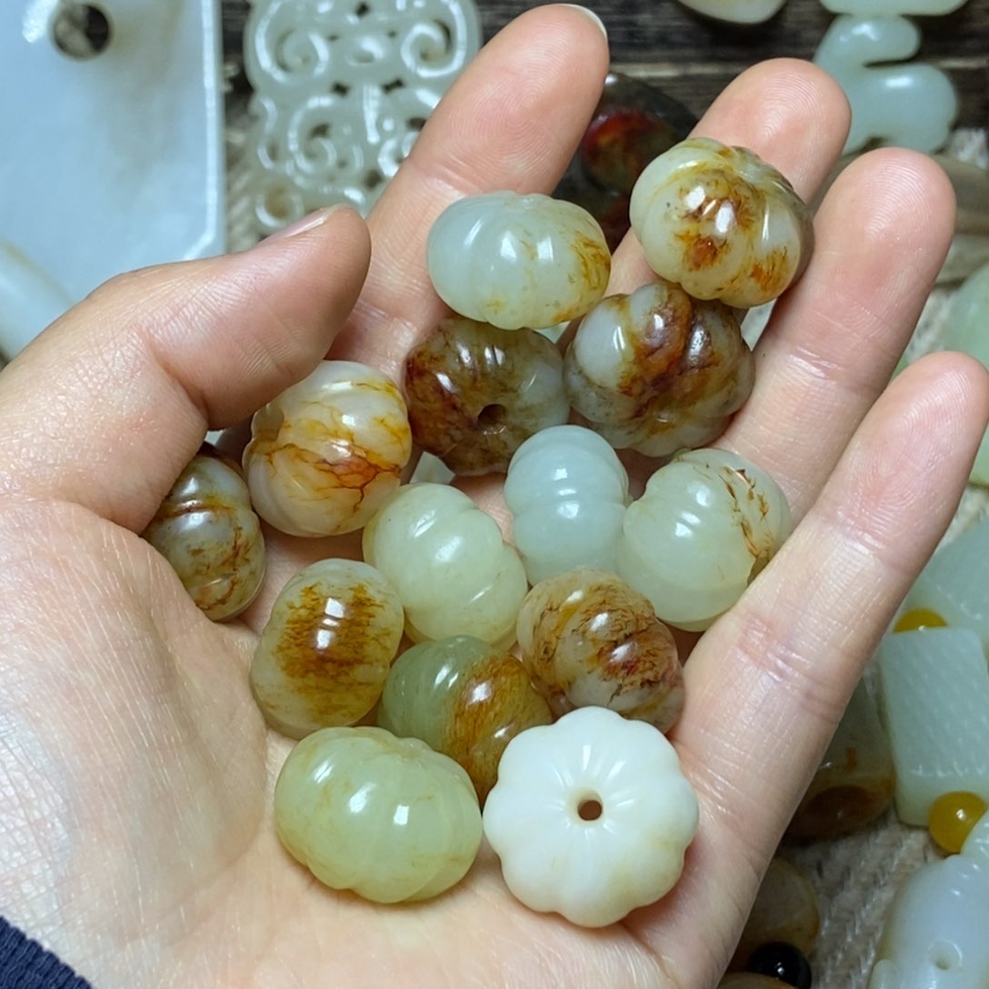 和田玉挂件未镶嵌马*鸣