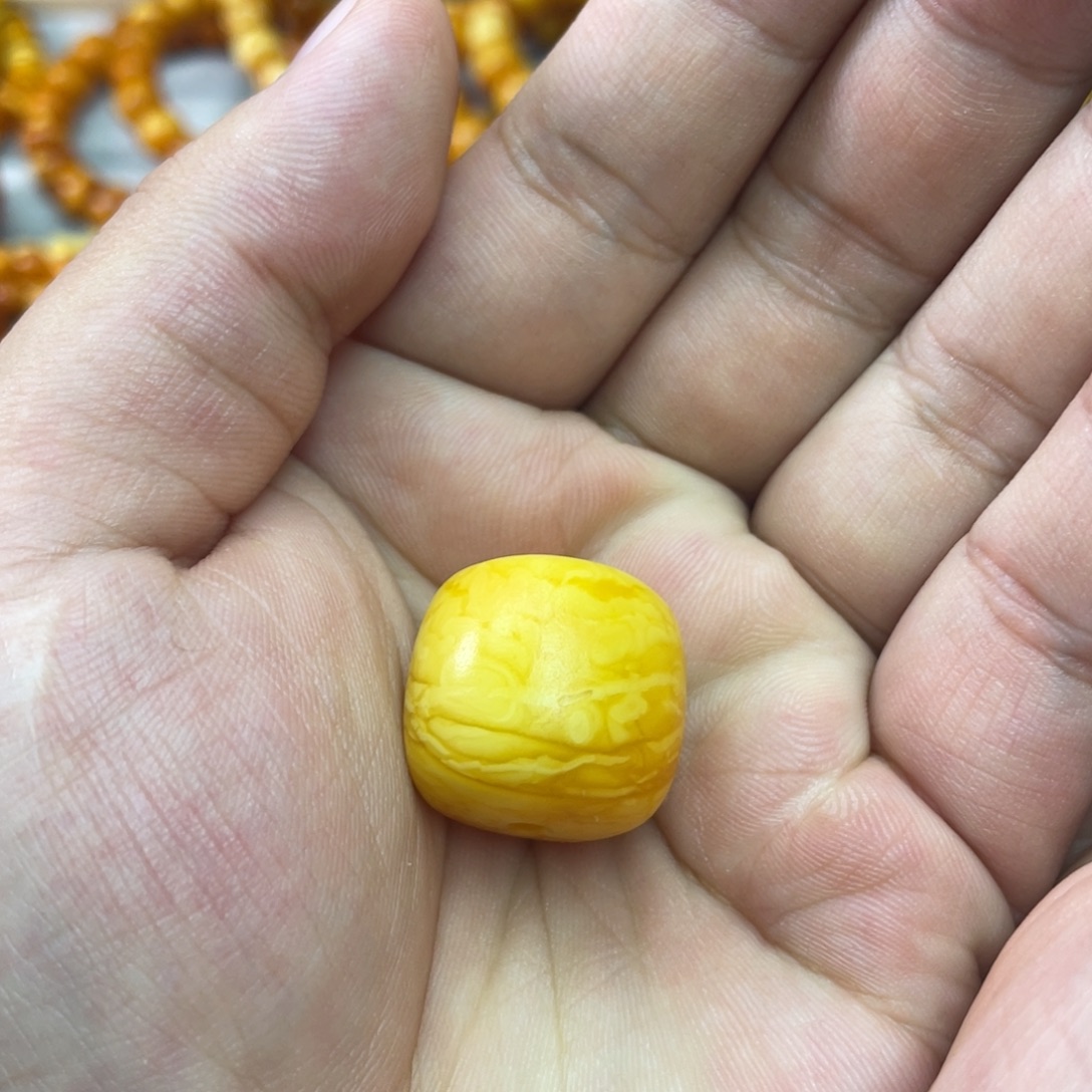 琥珀未镶嵌吊坠(不含链)