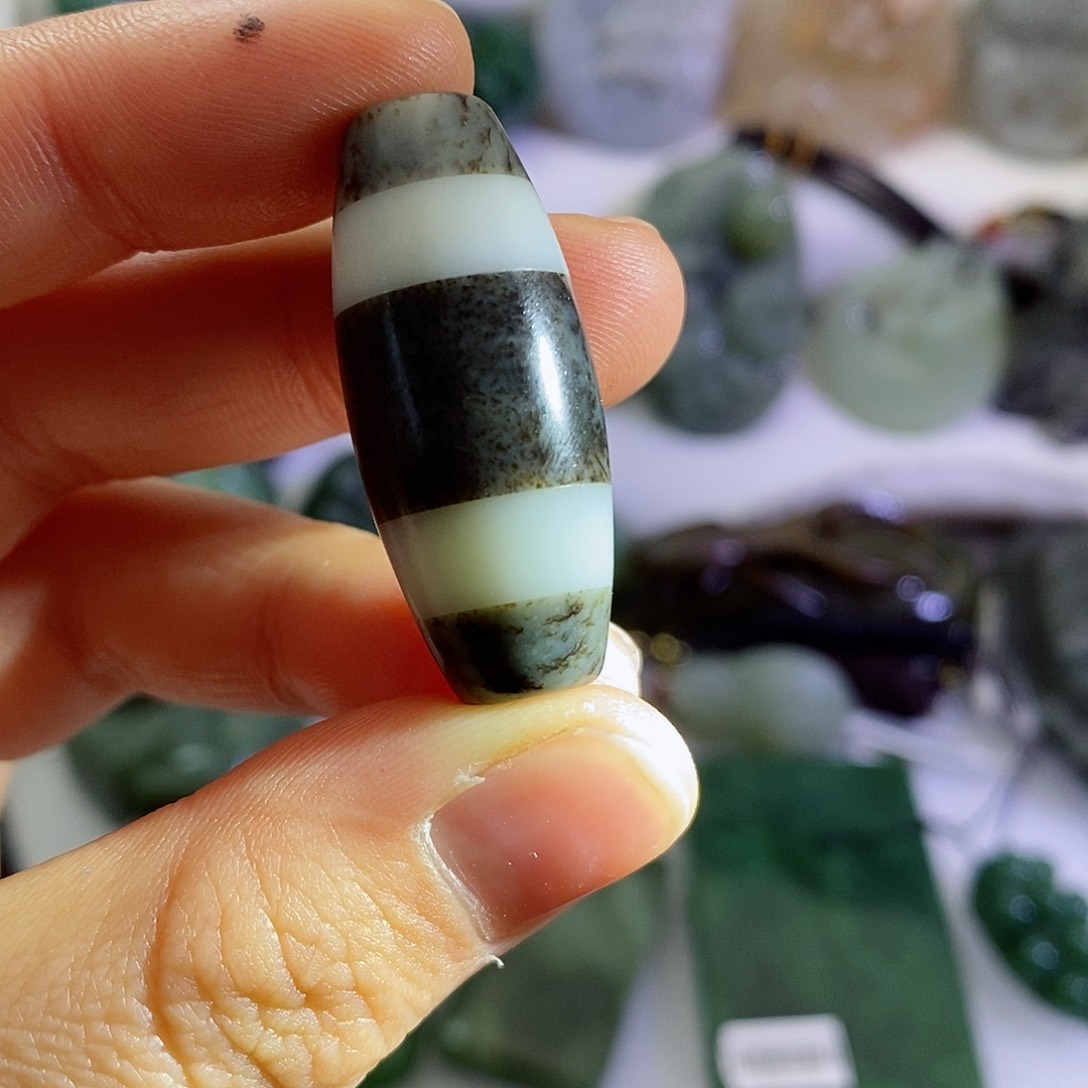 和田玉（糖玉）颈饰未镶嵌