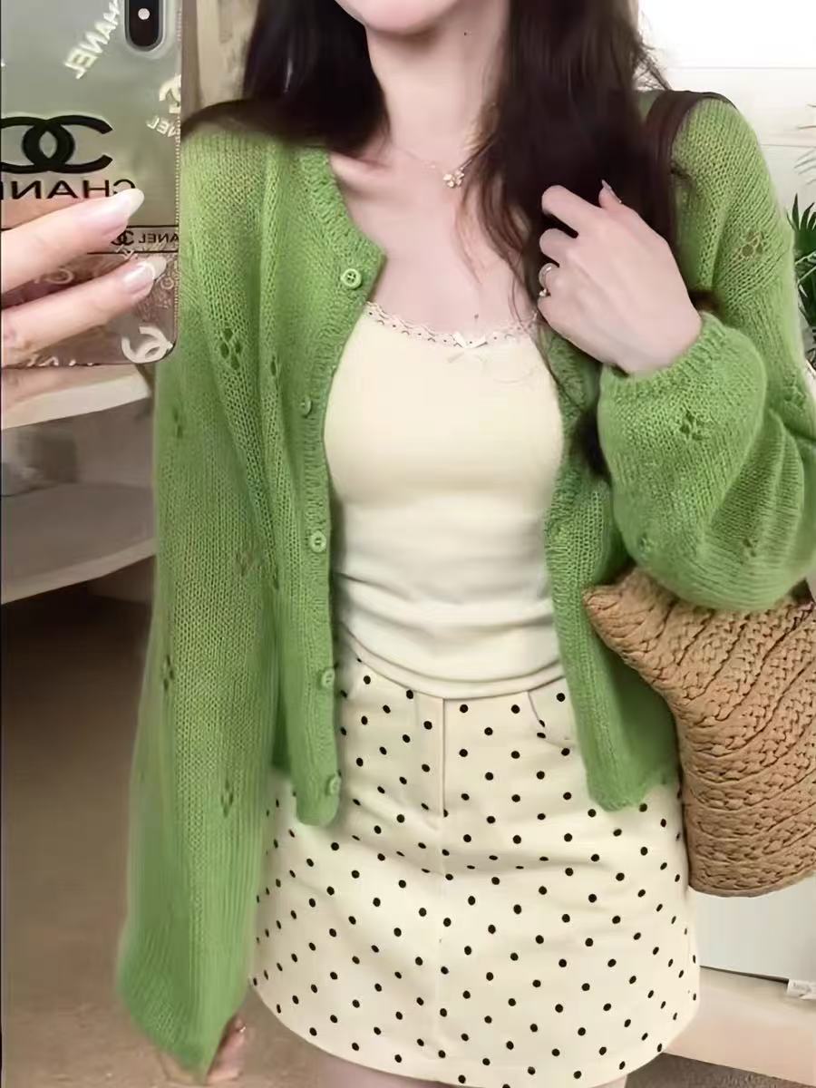 韩系温柔风勾花镂空绿色针织开衫女2025早春新款小众软糯舒适上衣