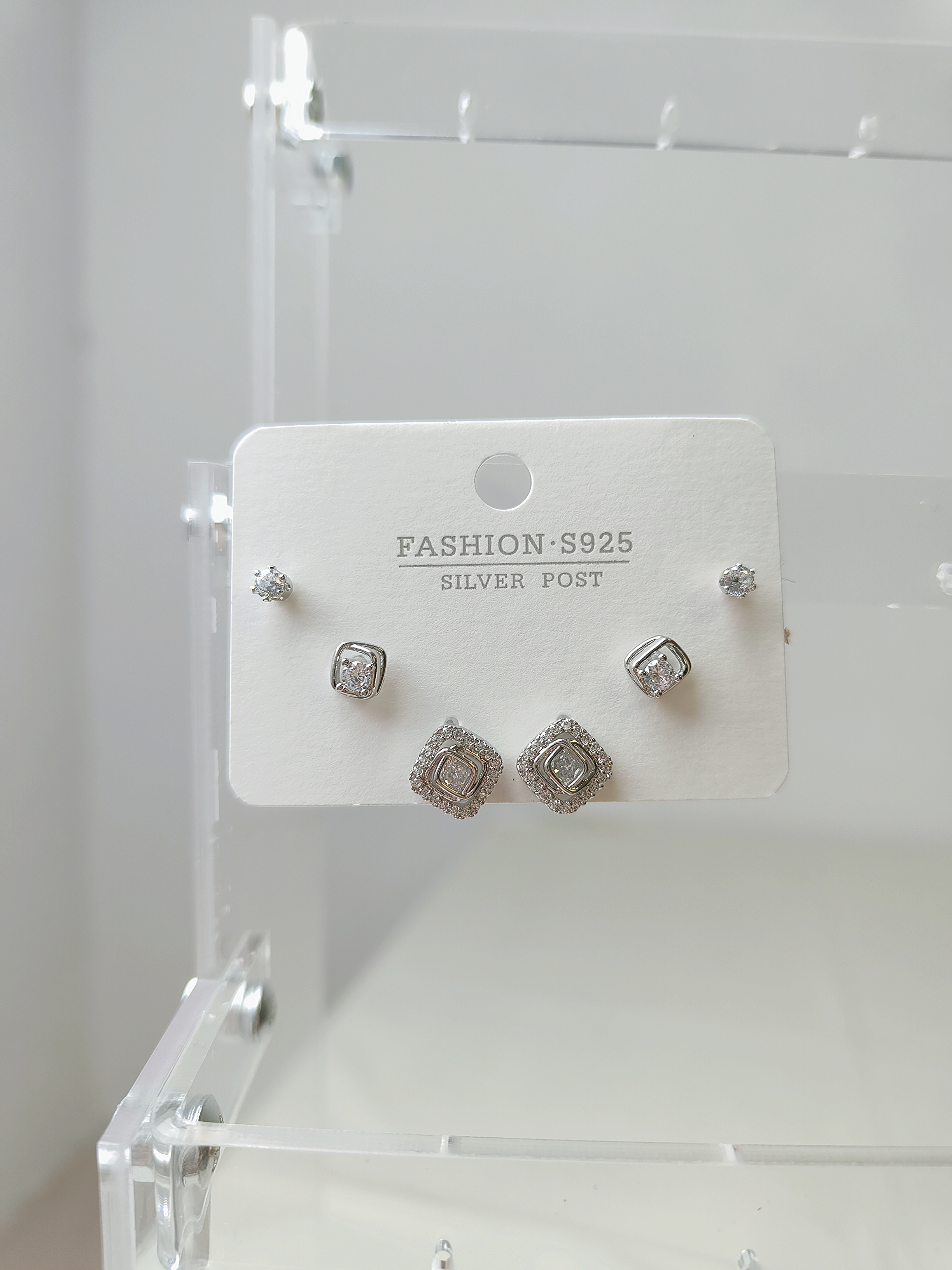 钛合金锆石耳饰 韩式风几何休闲风银色耳钉简约小众百搭素款