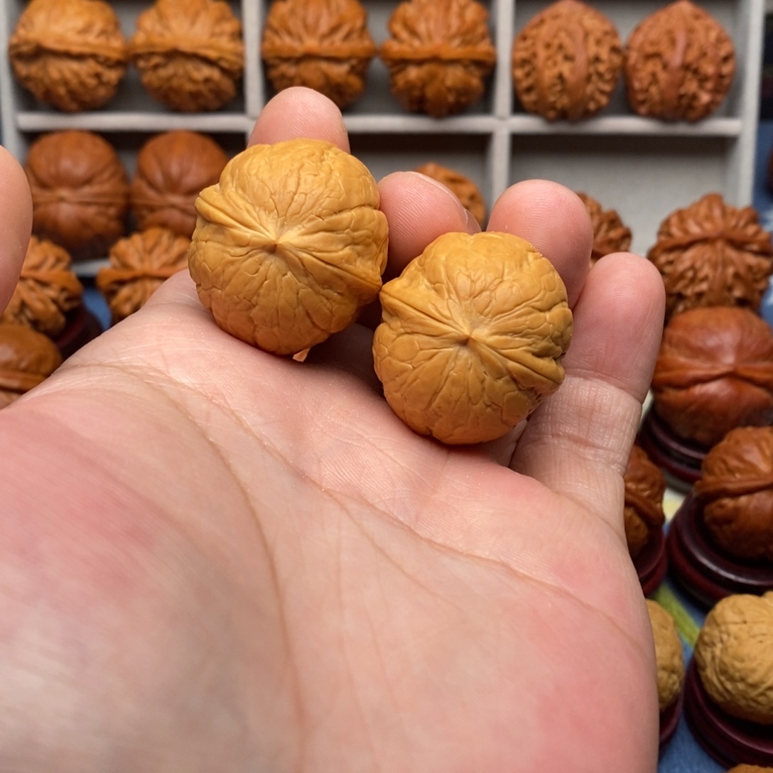 把件文玩核桃麒麟瓜