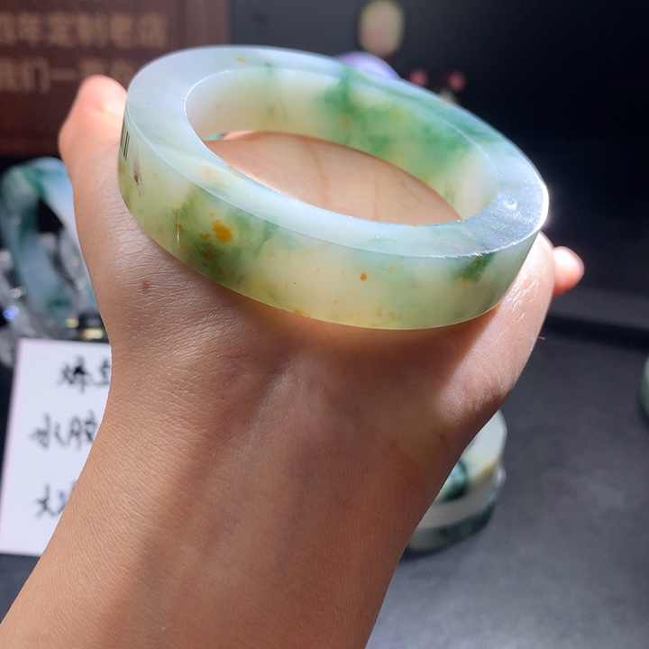 定制翡翠手镯未镶嵌