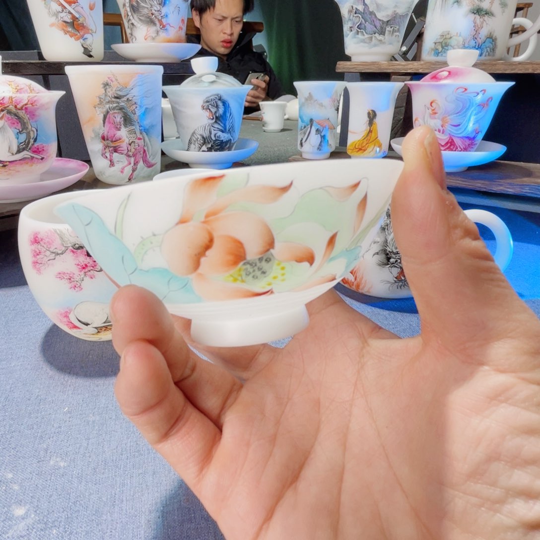 手绘咯啦咯哦哦哦