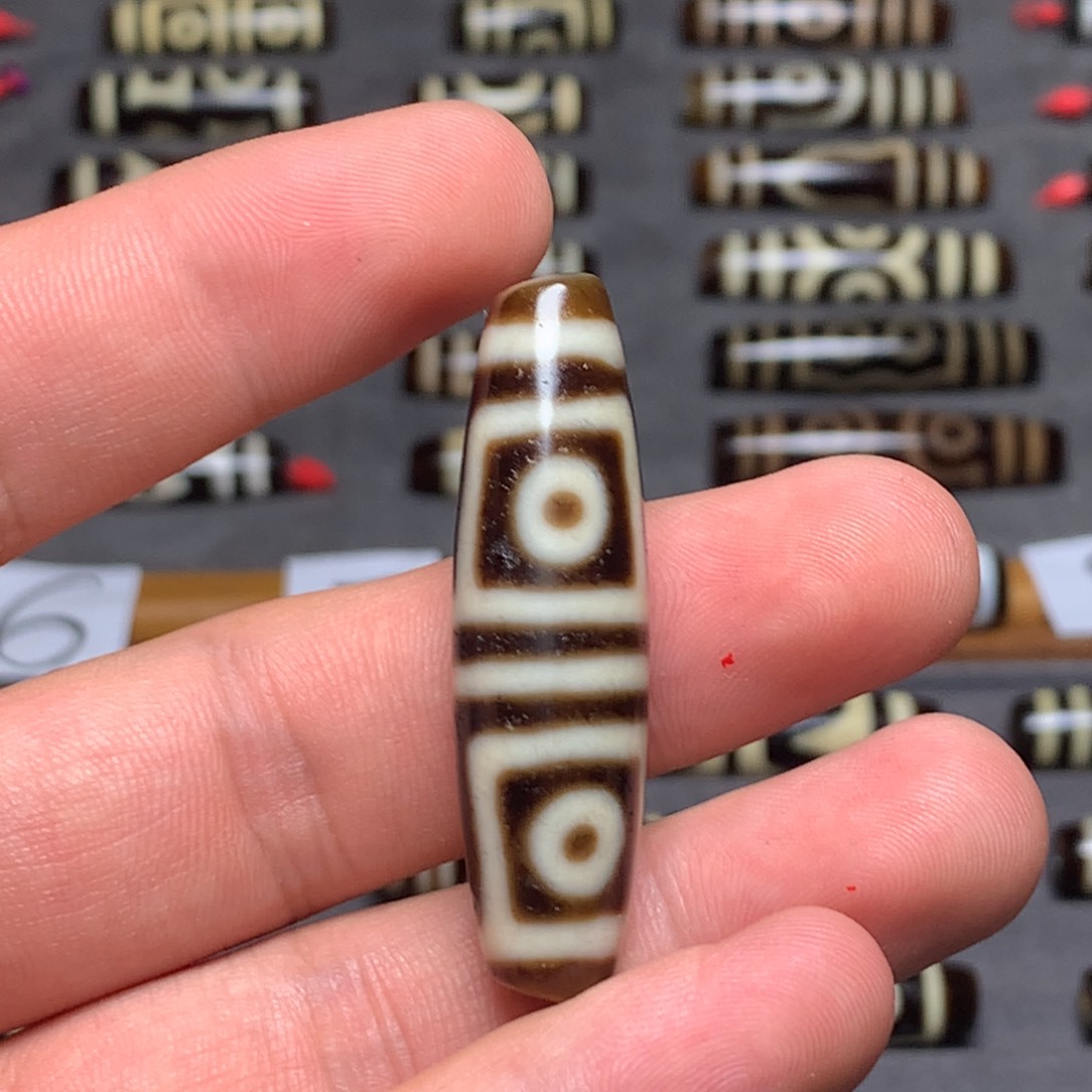 玛瑙/玉髓吊坠(赠链)未镶嵌上肯超顶四眼