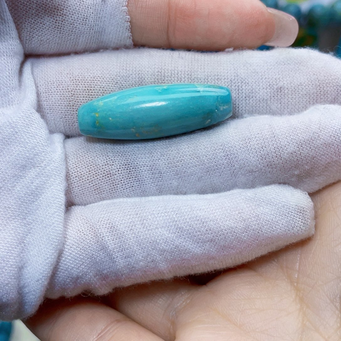 绿松石未镶嵌饰品