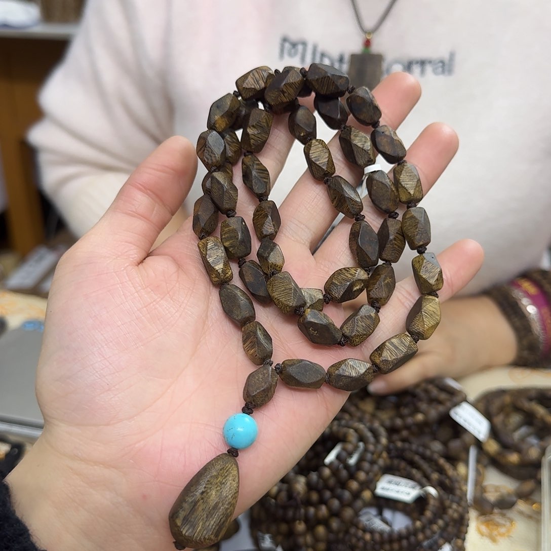 沉香木手串白棋 99 沉钻石珠多圈 27 克多样性发一